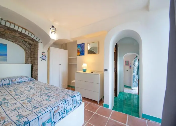 Villa - Isabel
