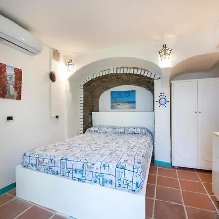 Villa Amore - Isabel Praiano