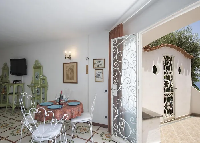 - Isabel Villa Praiano